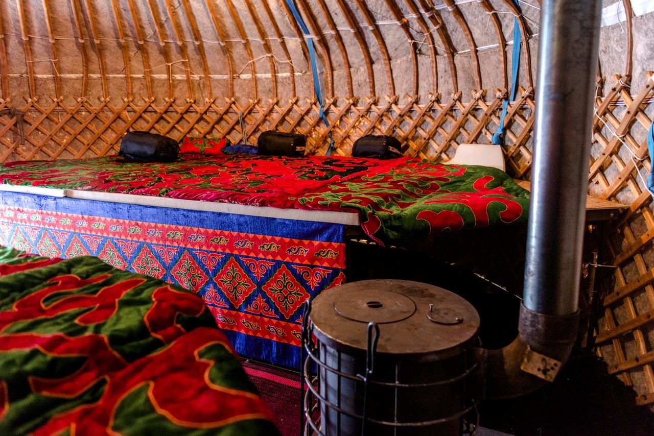 Люкс-шатры Jyrgalan Heights Yurt Lodge Dzhergalan-5