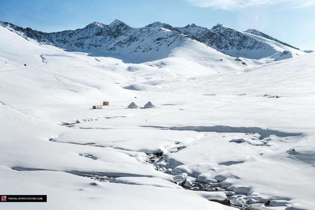 Люкс-шатры Jyrgalan Heights Yurt Lodge Dzhergalan-3